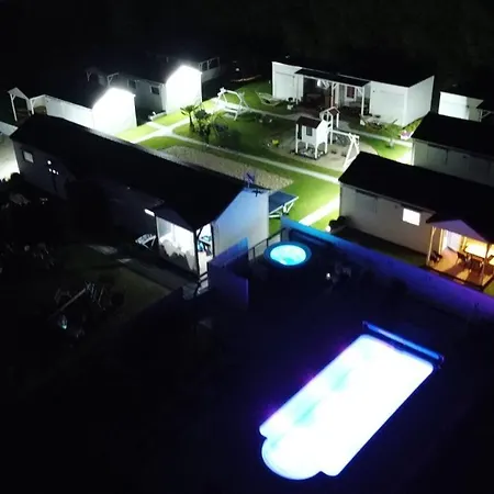 Letniskowe Blekit Holiday park *